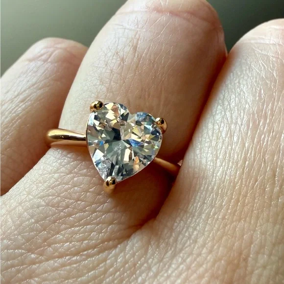 NEW! Pretty Bird Jewelry Gold Heart Solitaire Ring with Clear Heart-Cut Stone - Picture 6 of 11